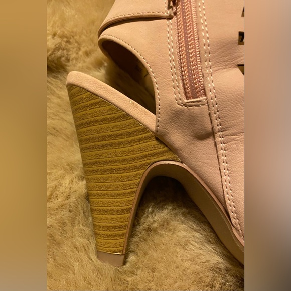 Streetwear Society size 7 dusty rose heels - Picture 3 of 7